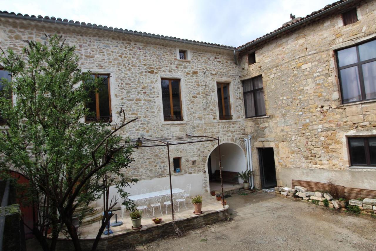 Grand Gite Salavas Exterior foto