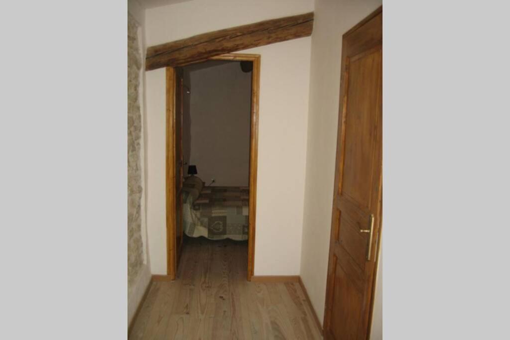 Grand Gite Salavas Exterior foto